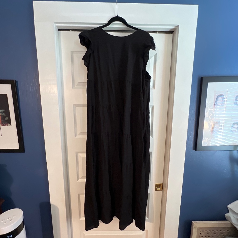English Factory Black Tiered Maxi Dress Size 2x